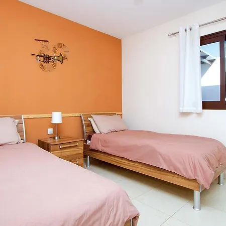 Playa Blanca Sleeps 8 Air Con Wifi * Playa Blanca (Lanzarote)