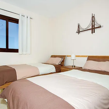 Playa Blanca Sleeps 8 Air Con Wifi * Playa Blanca (Lanzarote)